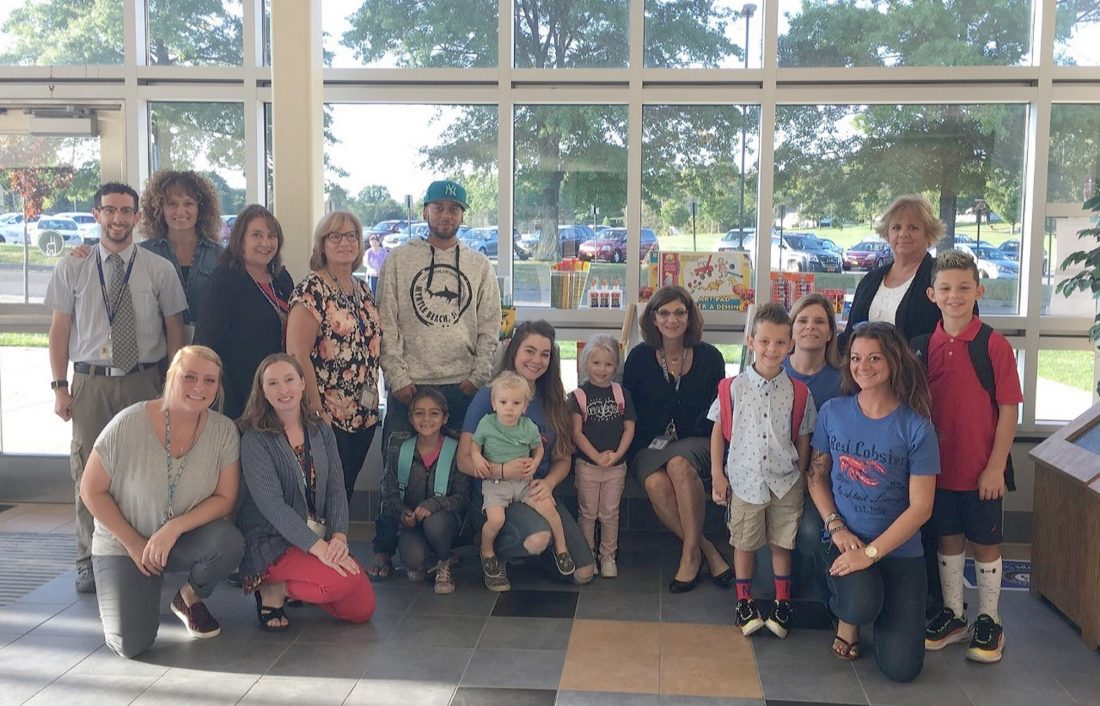 Red Lobster Donates To Fletcher School News, Sports, Jobs Post Journal